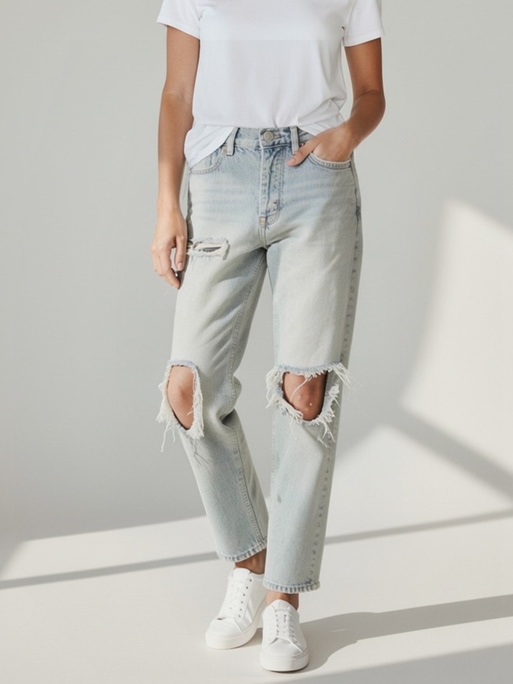 Aeropostale Light Blue Button-Fly Jeans
